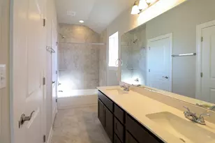 105 Bent Trl Ln, Georgetown, TX 78628 - Photo 17