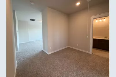 13529 Muny Parkway, Elgin, TX 78621 - Photo 27