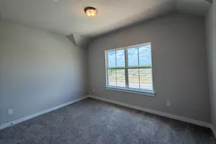 13529 Muny Pkwy, Elgin, TX 78621 - Photo 5