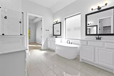 19520 Diversion Circle, Lago Vista, TX 78645 - Photo 15