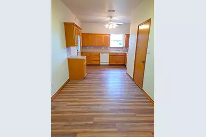 109 Davis Drive, Thorndale, TX 76577 - Photo 11