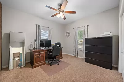 1131 E Fannin Street, Luling, TX 78648 - Photo 23