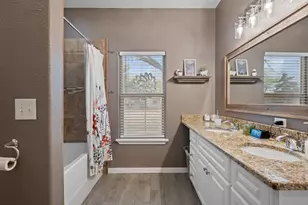 1131 E Fannin St, Luling, TX 78648 - Photo 17