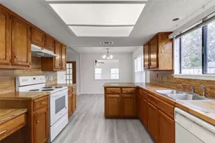 10401 Wagon Gap Dr, Austin, TX 78750 - Photo 9