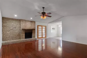 10401 Wagon Gap Dr, Austin, TX 78750 - Photo 5