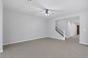 136 Scenic Hills Cir, Georgetown, TX 78628 - Photo 5