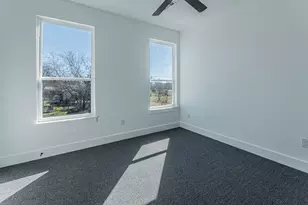 1010 E Marble St, Burnet, TX 78611 - Photo 15
