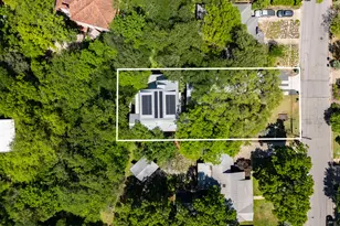 700 Jessie St, Austin, TX 78704 - Photo 39