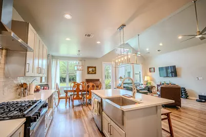2320 Kellie Brooke Road, Spicewood, TX 78669 - Photo 7