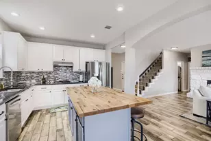 2325 Golden Gate Park, Austin, TX 78732 - Photo 9
