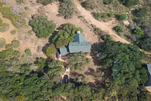 601 Echo Dr, Spicewood, TX 78669 - Photo 37