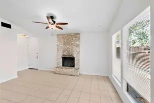 1012 Fieldwood Dr, Austin, TX 78758 - Photo 7