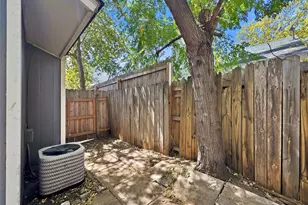 1012 Fieldwood Dr, Austin, TX 78758 - Photo 17