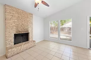1012 Fieldwood Dr, Austin, TX 78758 - Photo 5