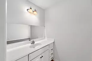 1012 Fieldwood Dr, Austin, TX 78758 - Photo 13