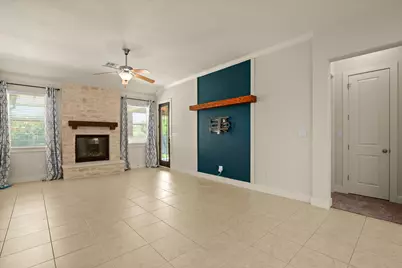 301 Bluff Street, Buda, TX 78610 - Photo 15