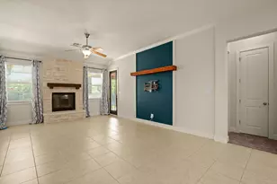 301 Bluff St, Buda, TX 78610 - Photo 15