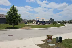 228 Gabriels Bluff Dr, Georgetown, TX 78626 - Photo 23