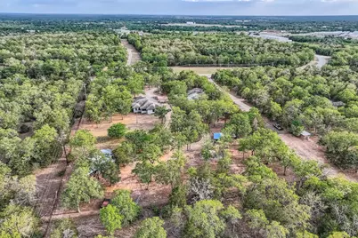 200 Woodlands Drive, Bastrop, TX 78602 - Photo 33