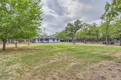 200 Woodlands Drive, Bastrop, TX 78602 - Photo 25