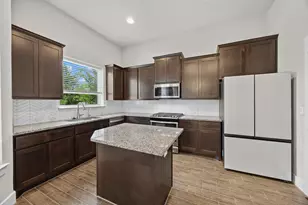 9805 McKnight Loop, Austin, TX 78717 - Photo 5