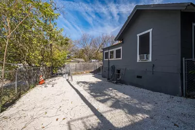 1154 Alamo Street, Austin, TX 78702 - Photo 33