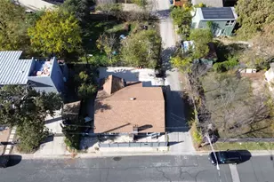 1154 Alamo St, Austin, TX 78702 - Photo 3