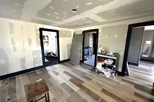 1154 Alamo St, Austin, TX 78702 - Photo 5