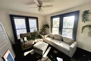 1154 Alamo St, Austin, TX 78702 - Photo 9