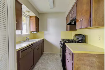 5210 Emerald Meadow Drive, Austin, TX 78745 - Photo 7