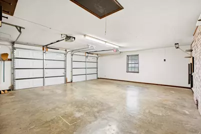 1150 County Road 209, Weimar, TX 78962 - Photo 21