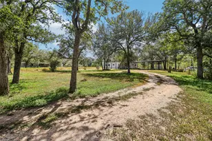 716 W County Road 109 Rd, Leesville, TX 78122 - Photo 3