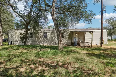 716 W County Road 109 Road, Leesville, TX 78122 - Photo 35