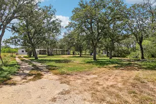 716 W County Road 109 Rd, Leesville, TX 78122 - Photo 3