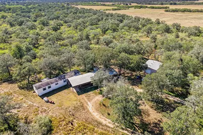716 W County Road 109 Road, Leesville, TX 78122 - Photo 37