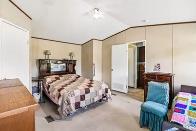 716 W County Road 109 Road, Leesville, TX 78122 - Photo 15