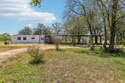 716 W County Road 109 Road, Leesville, TX 78122 - Photo 5