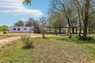 716 W County Road 109 Rd, Leesville, TX 78122 - Photo 5