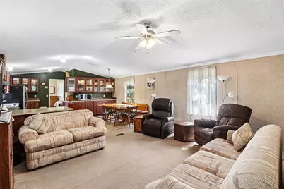 716 W County Road 109 Road, Leesville, TX 78122 - Photo 7