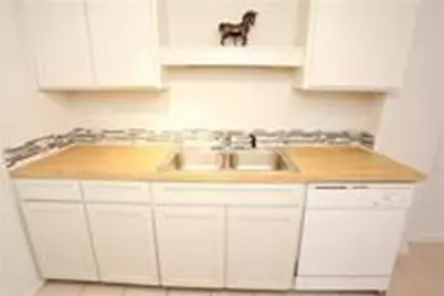 1800 Lavaca Street #A107, Austin, TX 78701 - Photo 9
