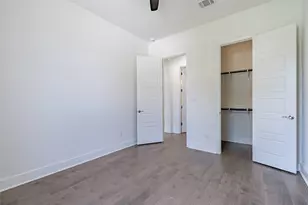 212 Eiglehart Rd, Austin, TX 78737 - Photo 7
