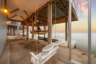 251 Isles End Rd, Galveston, TX 77554 - Photo 21