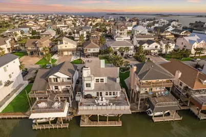 251 Isles End Road, Galveston, TX 77554 - Photo 5