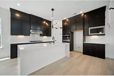 12105 Cearley Drive, Austin, TX 78758 - Photo 3