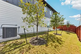 12105 Cearley Dr, Austin, TX 78758 - Photo 31