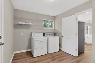 11903 Mustang Chase, Austin, TX 78727 - Photo 13