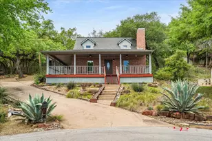 105 Fallbrook Ct, Lakeway, TX 78734 - Photo 1