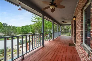 105 Fallbrook Ct, Lakeway, TX 78734 - Photo 7