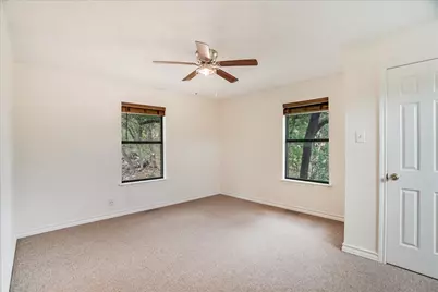 105 Fallbrook Court, Lakeway, TX 78734 - Photo 17