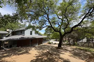 105 Fallbrook Ct, Lakeway, TX 78734 - Photo 25